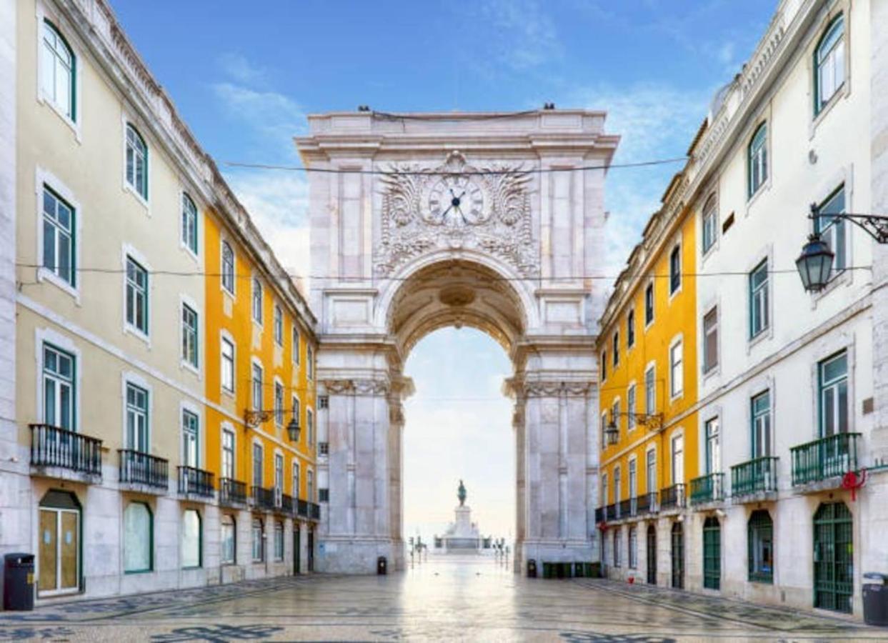 2 Bedroom Apartment For 4 People With Free Public Parking Lisboa Exterior foto