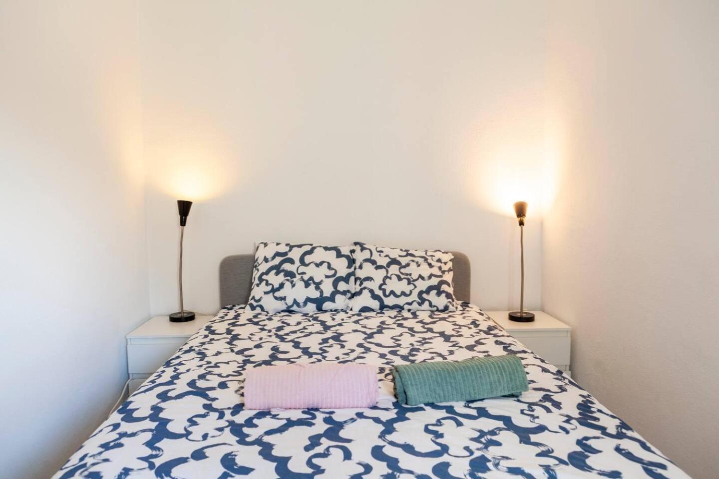 2 Bedroom Apartment For 4 People With Free Public Parking Lisboa Exterior foto